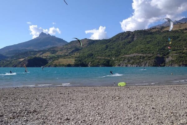 Serre Ponçon Windsurf & Wingfoil